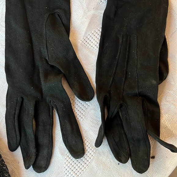 Antique Victorian Black Silk Mourning Hat, gloves, lace collar- PRICE FIRM - Picture 4 of 9